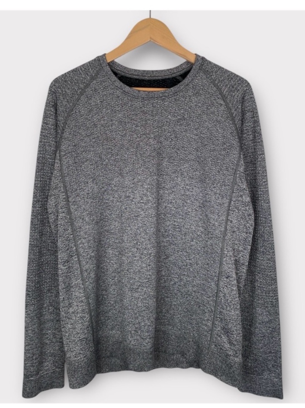 LULULEMON engineered warmth long sleeve merino wool blend crew top